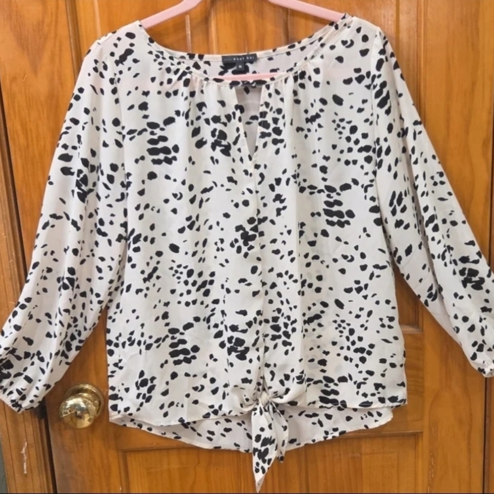 West Kei Cream and Black Patterned Blouse